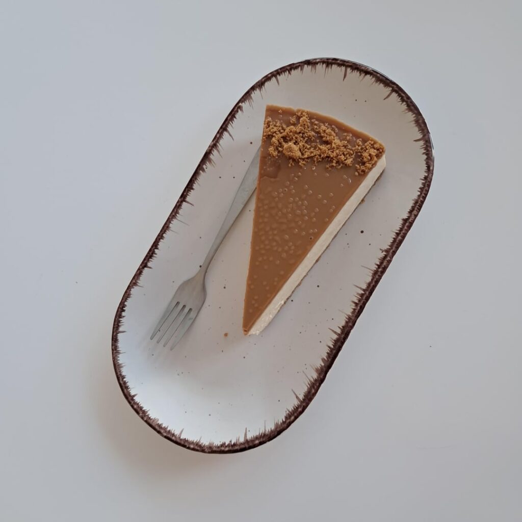 Calories is this Lotus Cheesecake slice