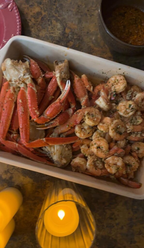 Diet friendly crab boil without compromising flavor! This is for 3 people, my portion was 530 calories with 57g protein 🦀 Diet friendly crab boil without compromising flavor! This is for 3 people, my portion was 530 calories with 57g protein 🦀