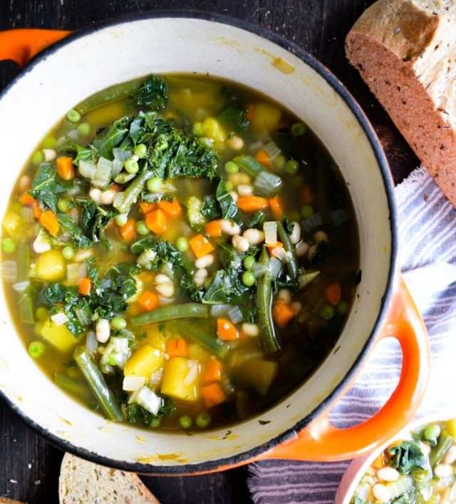 Vegan Acorn Squash and White Bean Stew