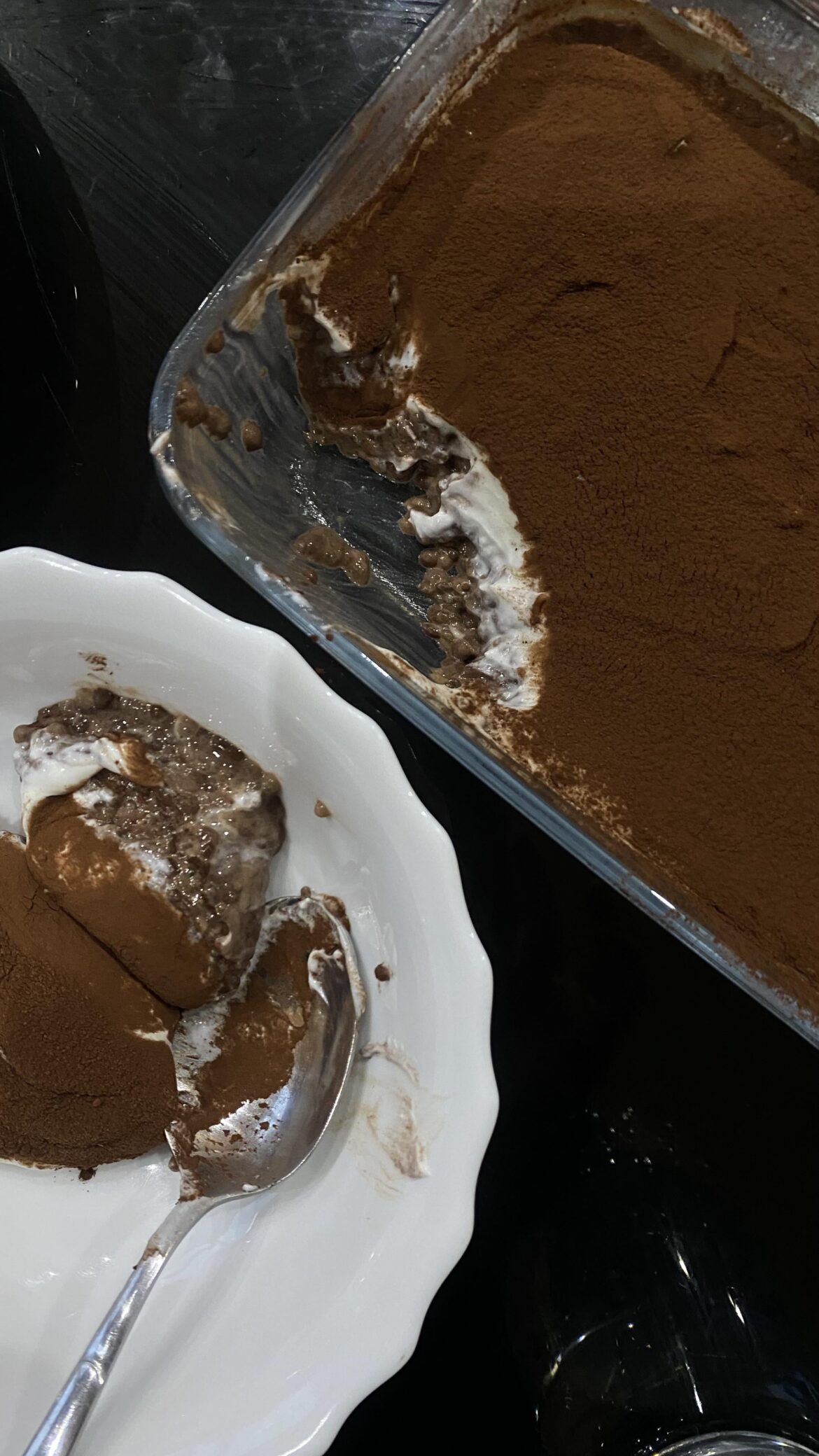 Tiramisu chia seed pudding ! (400 calories for the entire pan)