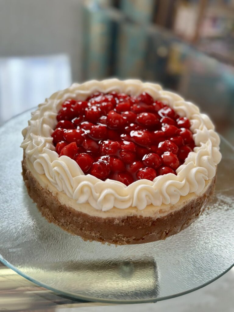 First time making a cheesecake for my partners birthday! 🍒