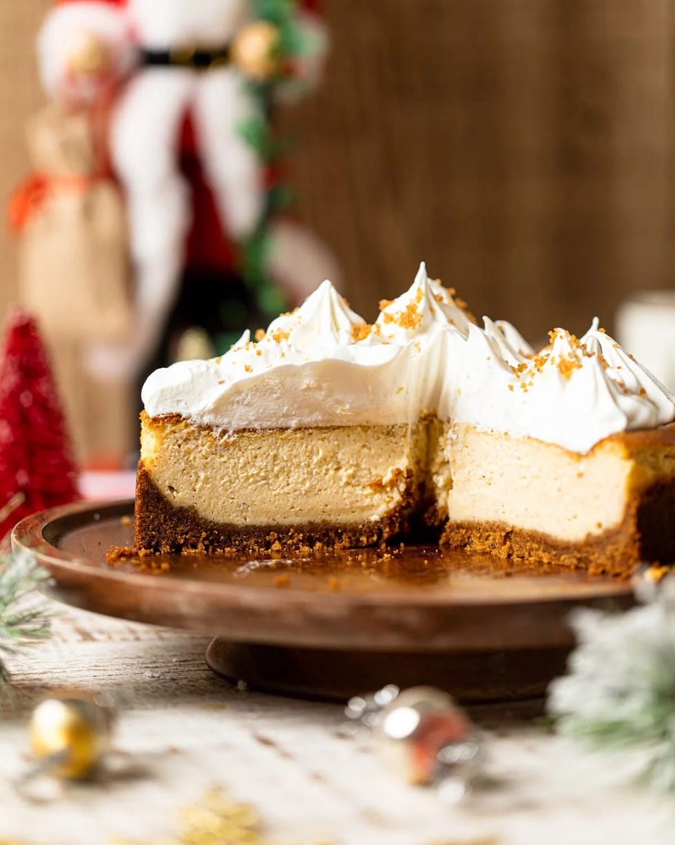 eggnog cheesecake with snickerdoodle crust
