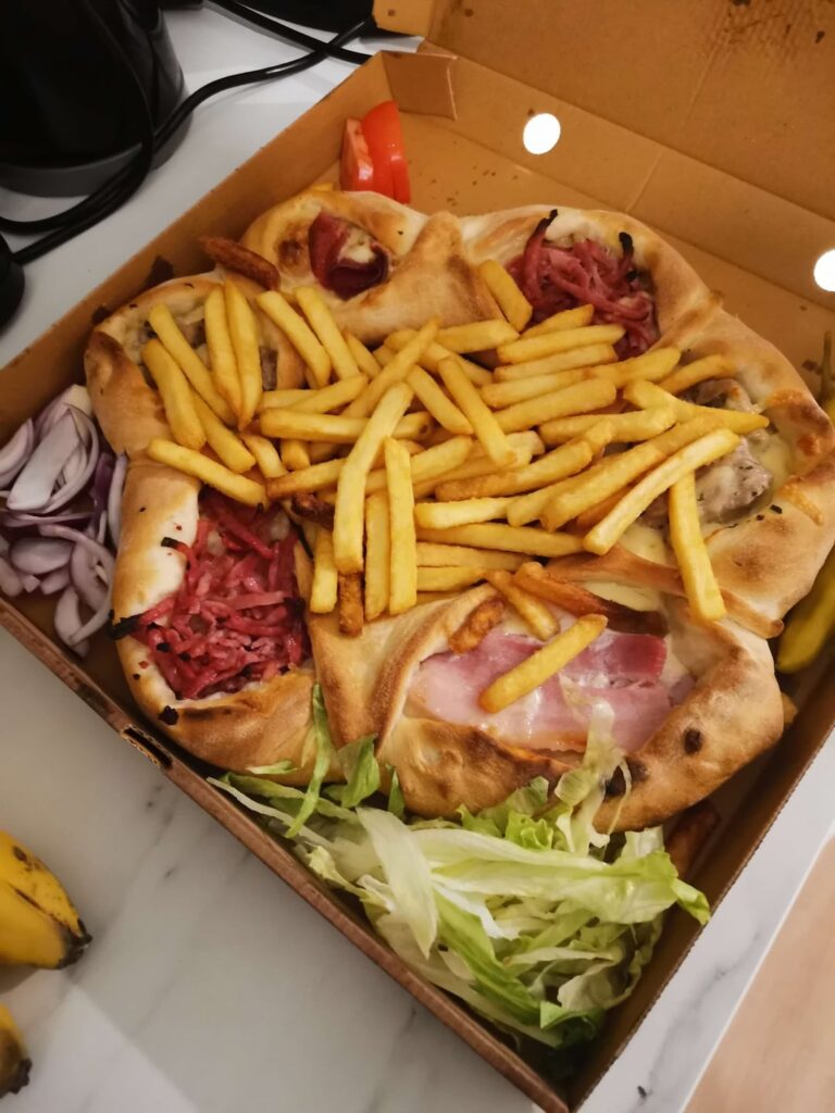 Throwback to when I tried the volcano pizza for the first time