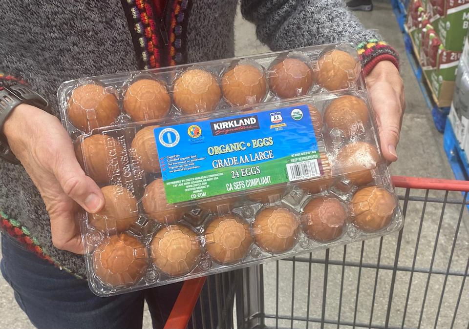 Kirkland organic egg back in hands  at Costco 