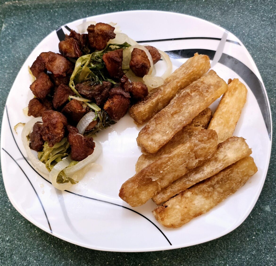 Carne Frita and Yuca fries.