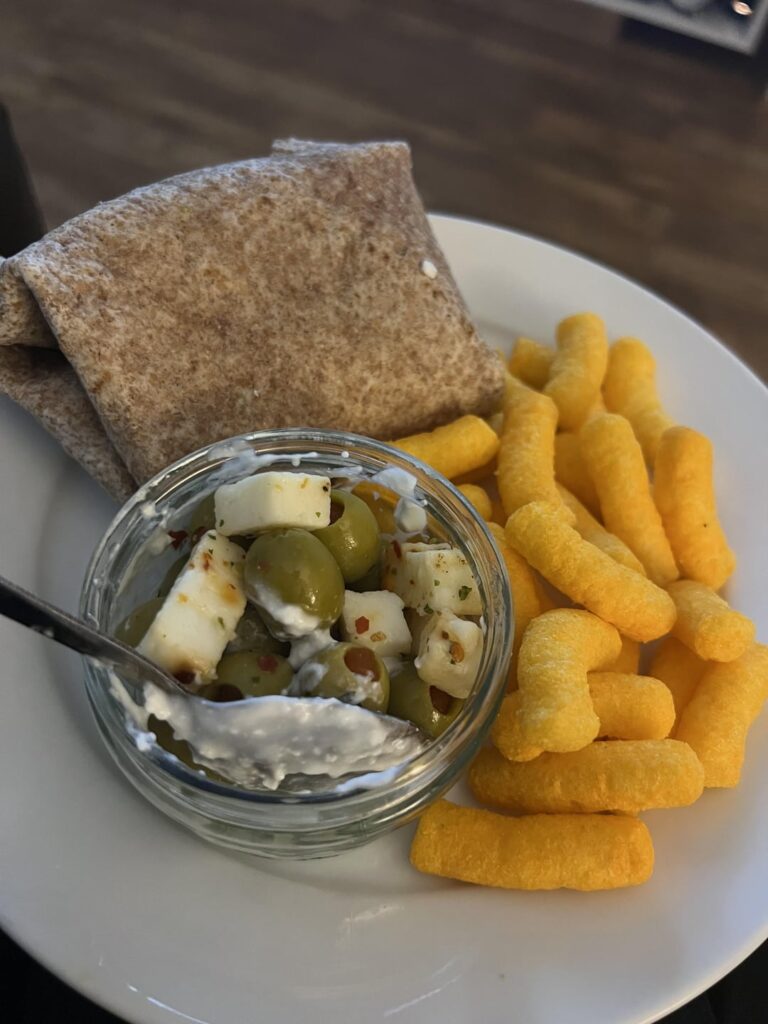 Not the most balanced or preteen rich.. 600 calorie dinner