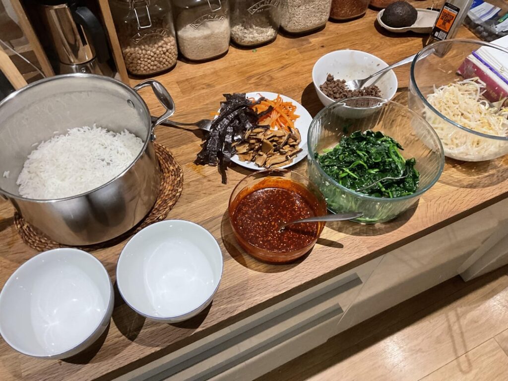 Second attempt at Korean food, bibimbap.