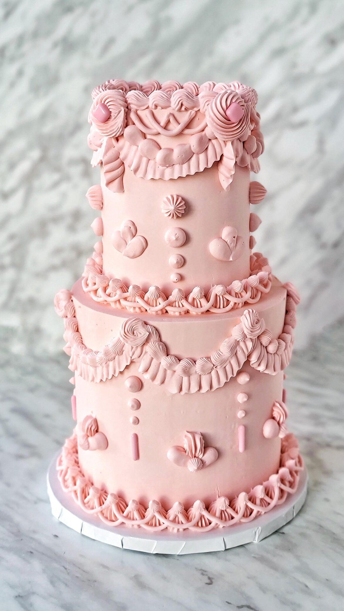 Lamberh style 2 tier cake