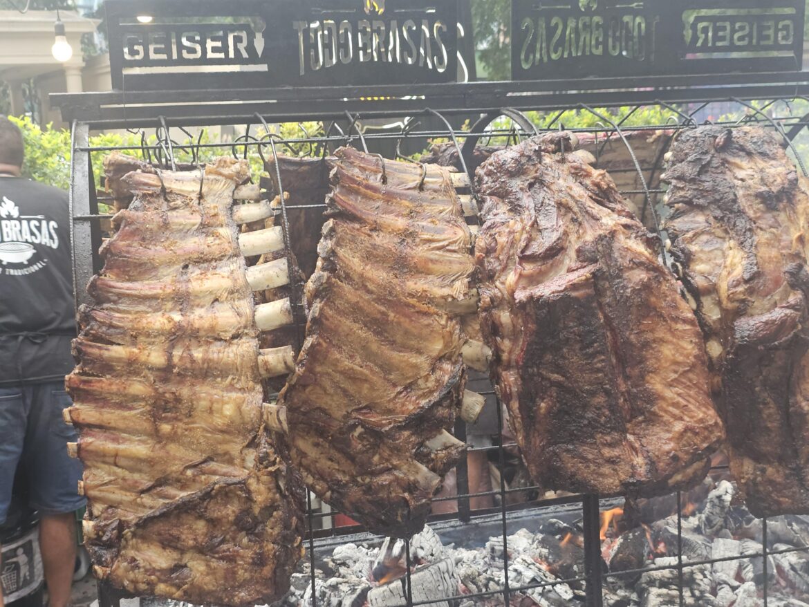Argentinian beef rib setup