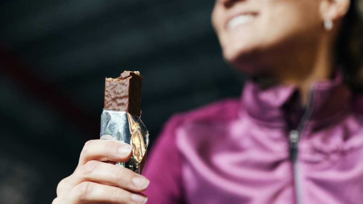 What Is the Best Protein Bar? We Asked 5 Registered Dietitians Which Ingredients to Look For What Is the Best Protein Bar? We Asked 5 Registered Dietitians Which Ingredients to Look For