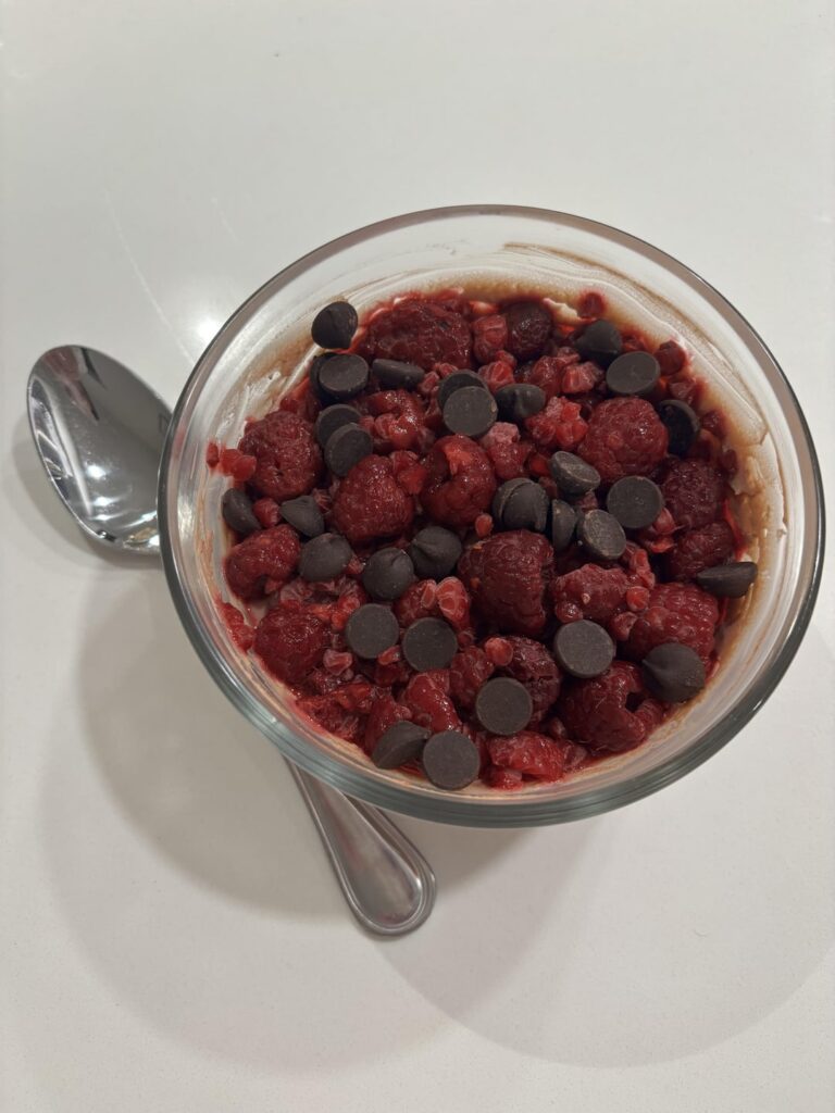 i’m addicted to greek yogurt dessert bowls