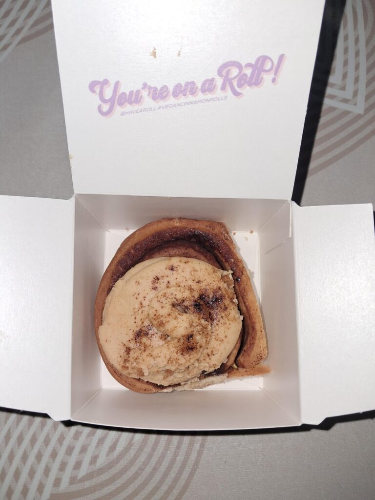 Calories in cinnamon roll? Would like to know with and without the frosting thing, idk what it is but it's coffee flavored and not liquidy