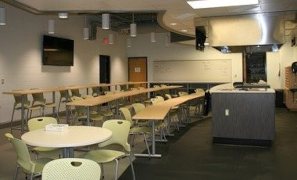 Registration now open for new culinary classes for adults at Ottawa's Careerline Tech Center