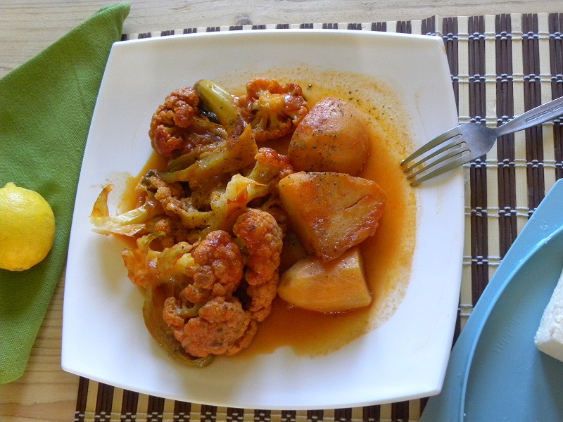 Kounoipidi me Patates (Greek Stew)