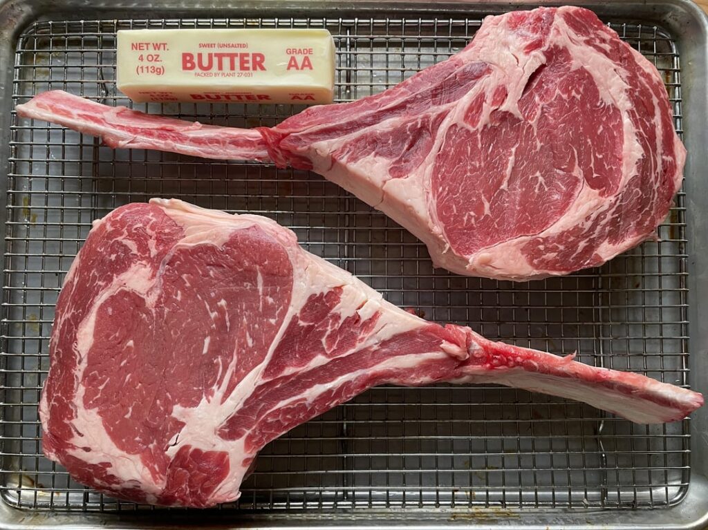 Reverse sear Tomahawks