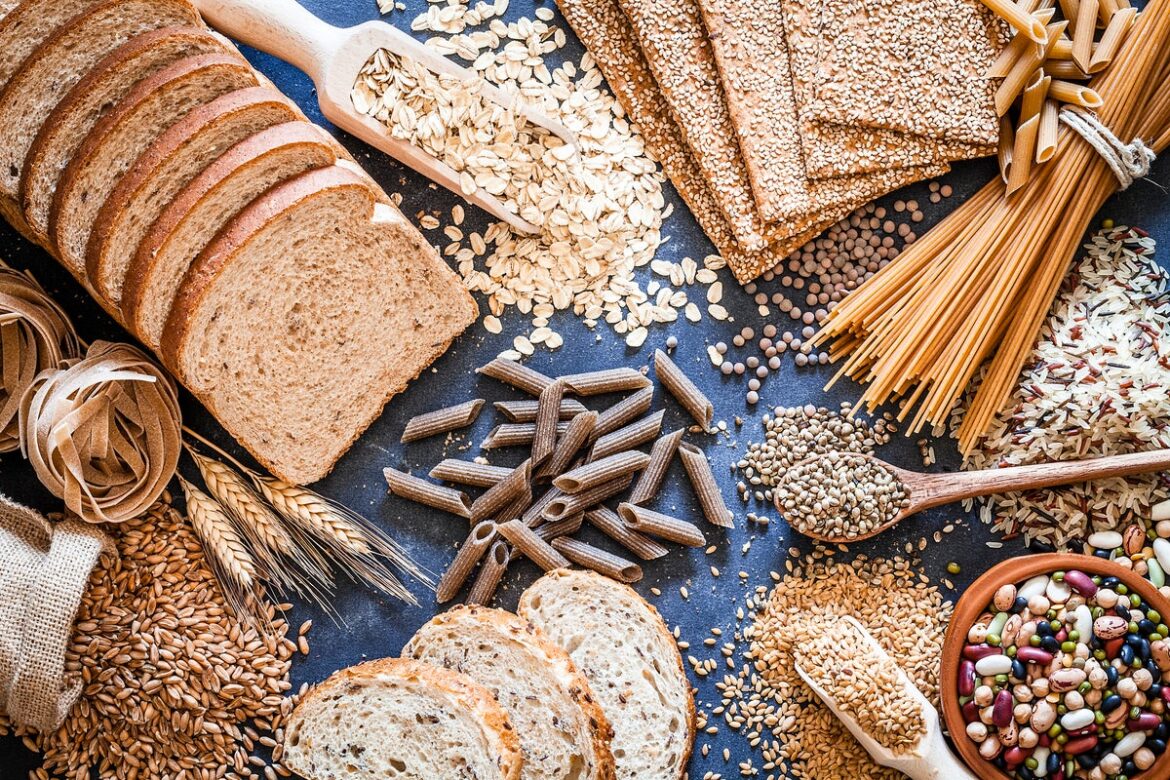 Fibre: the superfood nutrient we’re all missing out on and the exact amount you really need in your diet Fibre: the superfood nutrient we’re all missing out on and the exact amount you really need in your diet