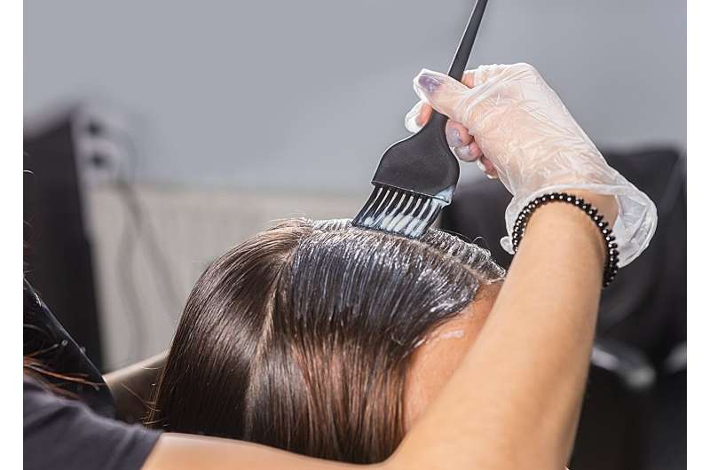 Ingredient in hair dye led to woman's vision loss