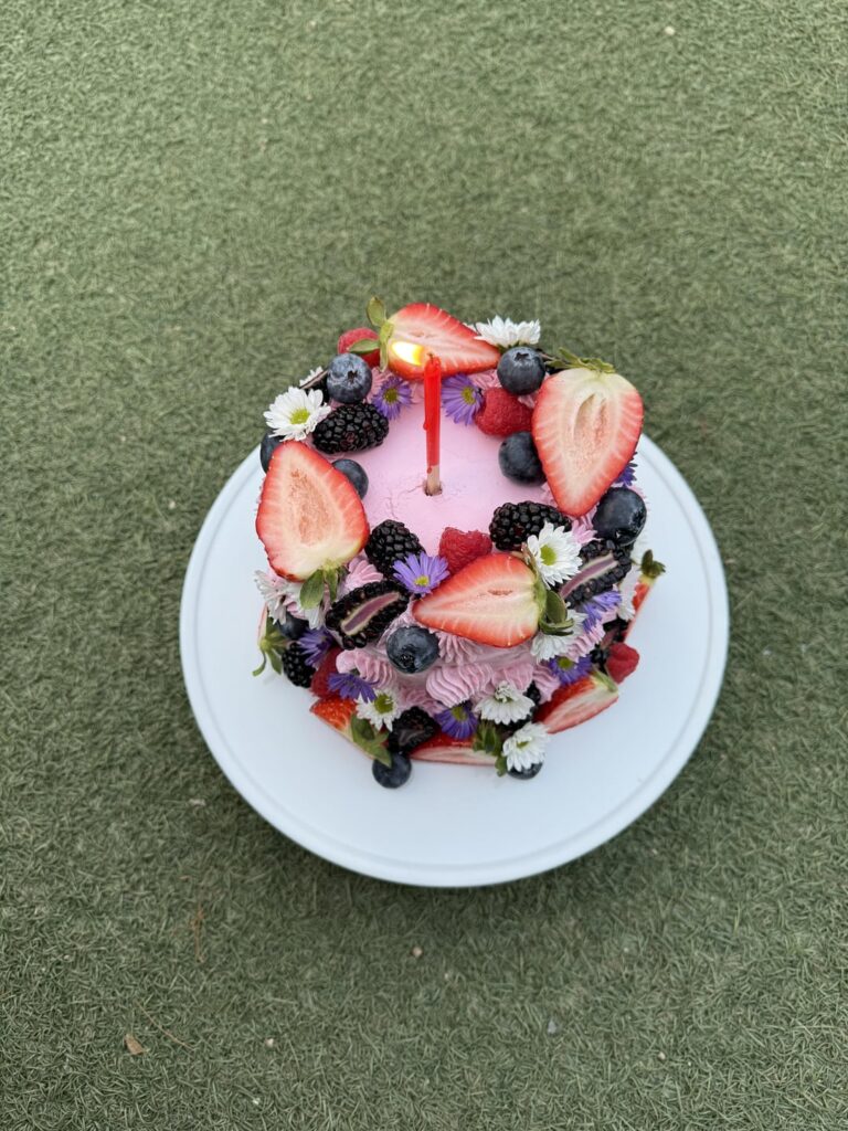 Surprise Birthday Cake for My Favorite Person in Medical School 🌸