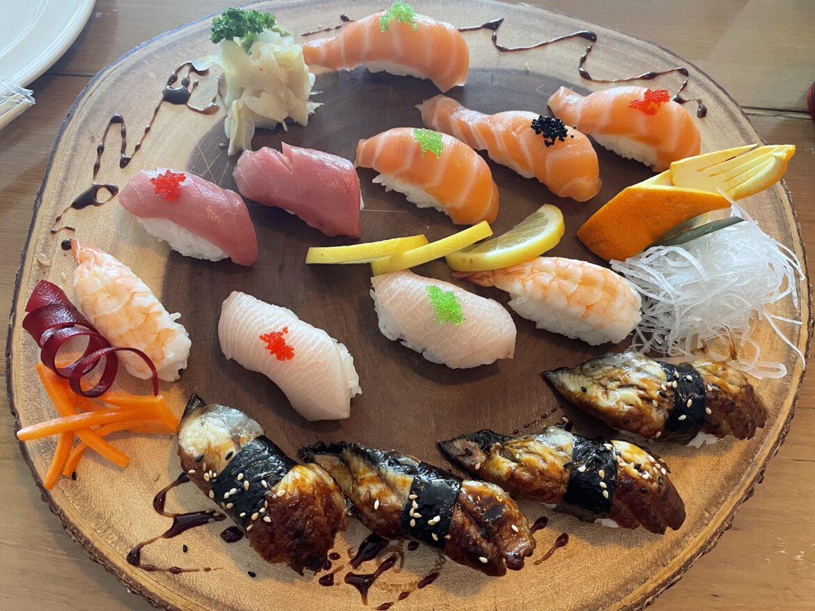 Almost a month delayed for various reasons, but I finally got my birthday sushi!