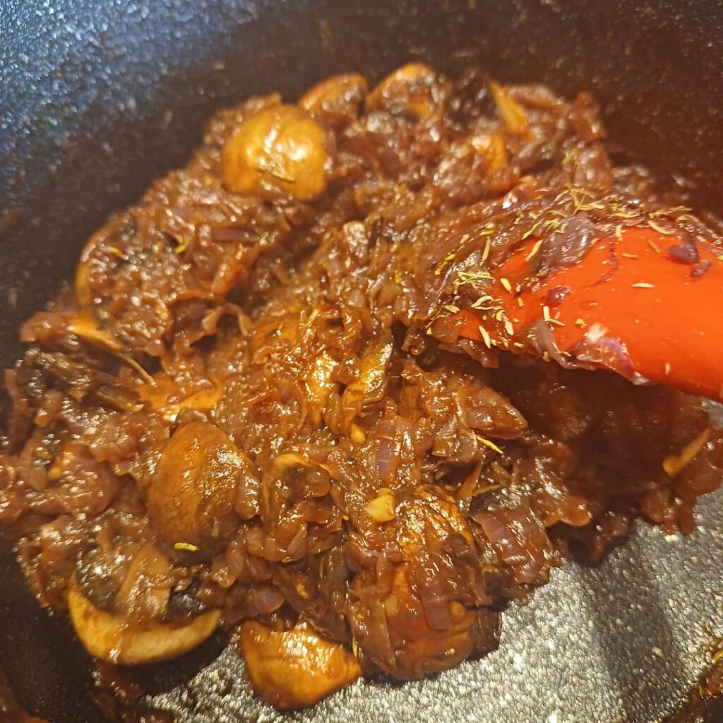 I added mushrooms to my onion gravy, thoughts?