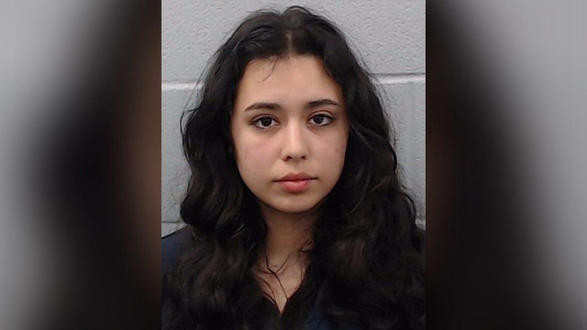 Flavia of Flavia's Kitchen in South Lamar was killed by a drunk driver late Monday night. RIP Flavia, you made the BEST damn tacos in South Lamar ❤️ You will be missed. The cost of a safe Uber ride home is nothing compared to the price of someone's life. Don't fucking drink and drive.