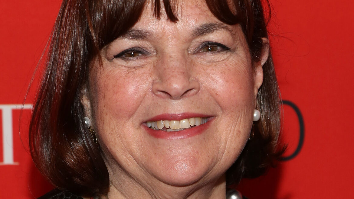 The Real Reason Ina Garten Stores Vinegar In The Fridge