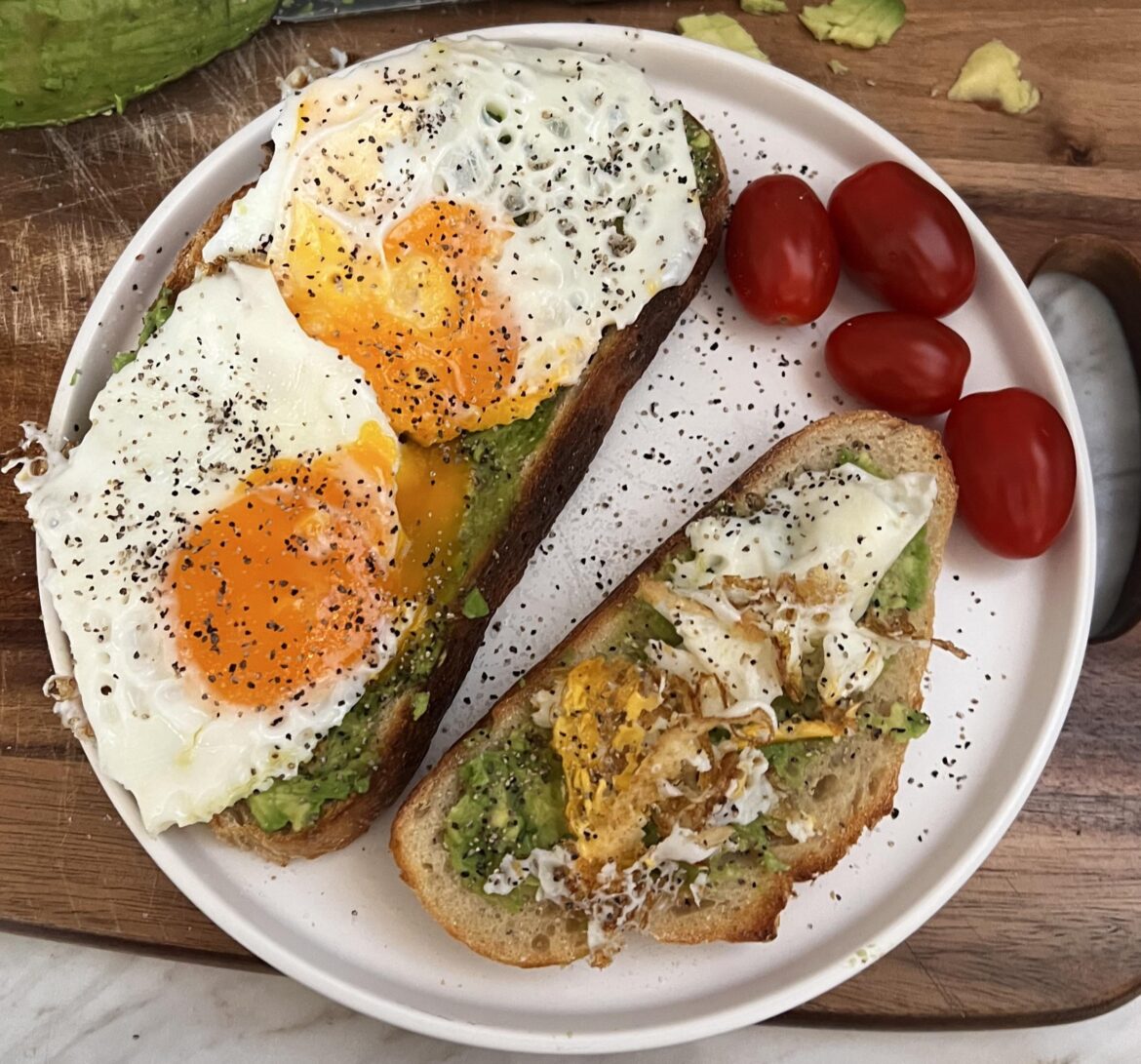 Homemade sourdough with breakfast feels elite 🤌