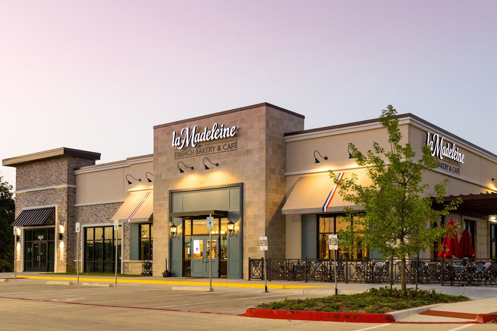 la Madeleine Signs Deal To Reintroduce Classic Café to the Woodlands, Texas