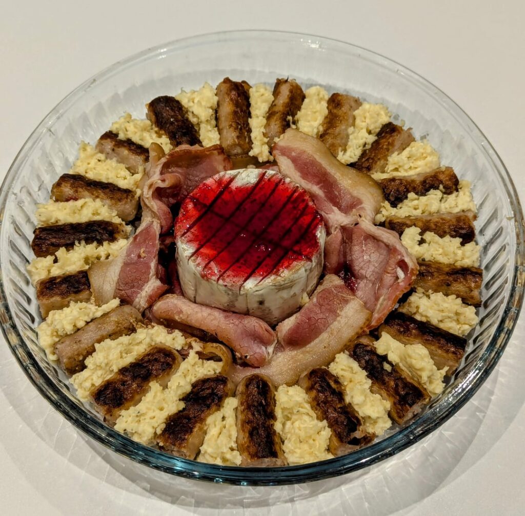 I've just popped this in oven, Can't wait for the Cheeseinees! (Homemade)