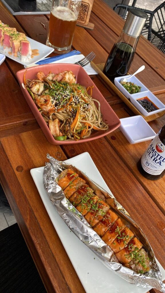 What drink do you enjoy sushi most with?
Yesterday I ate these salmon rolls, they were incredible