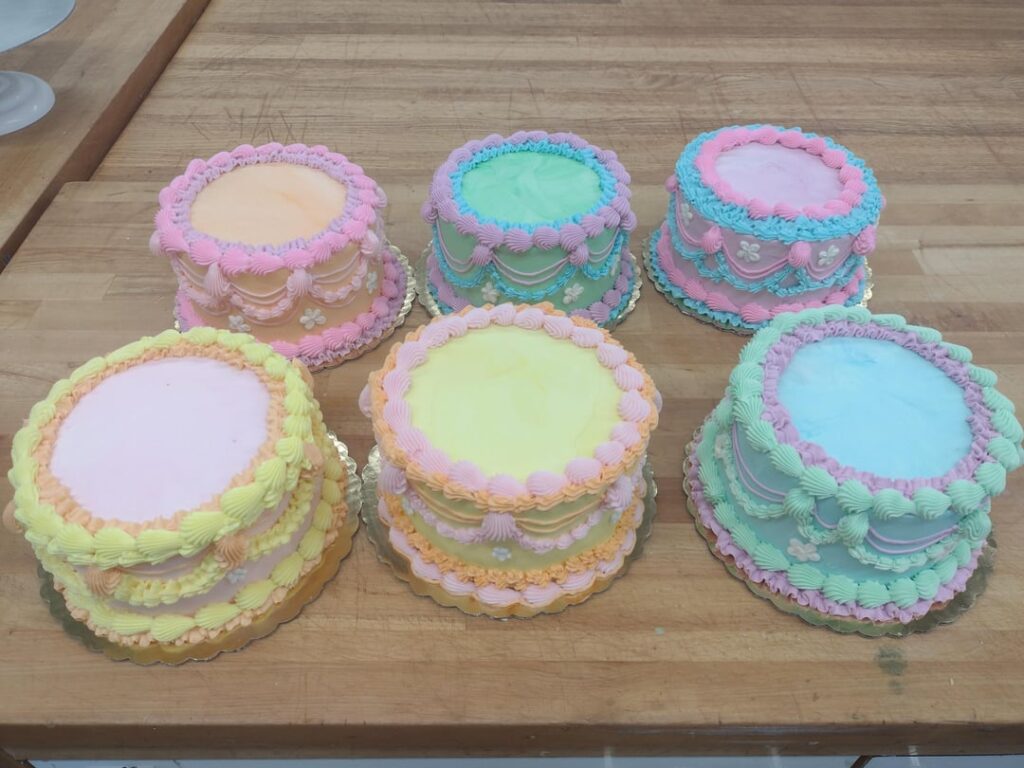 Vintage Cakes for Spring!