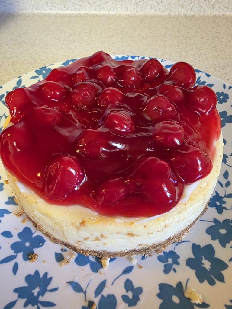 Made a cheesecake for my fiance. I'm pretty proud of it.