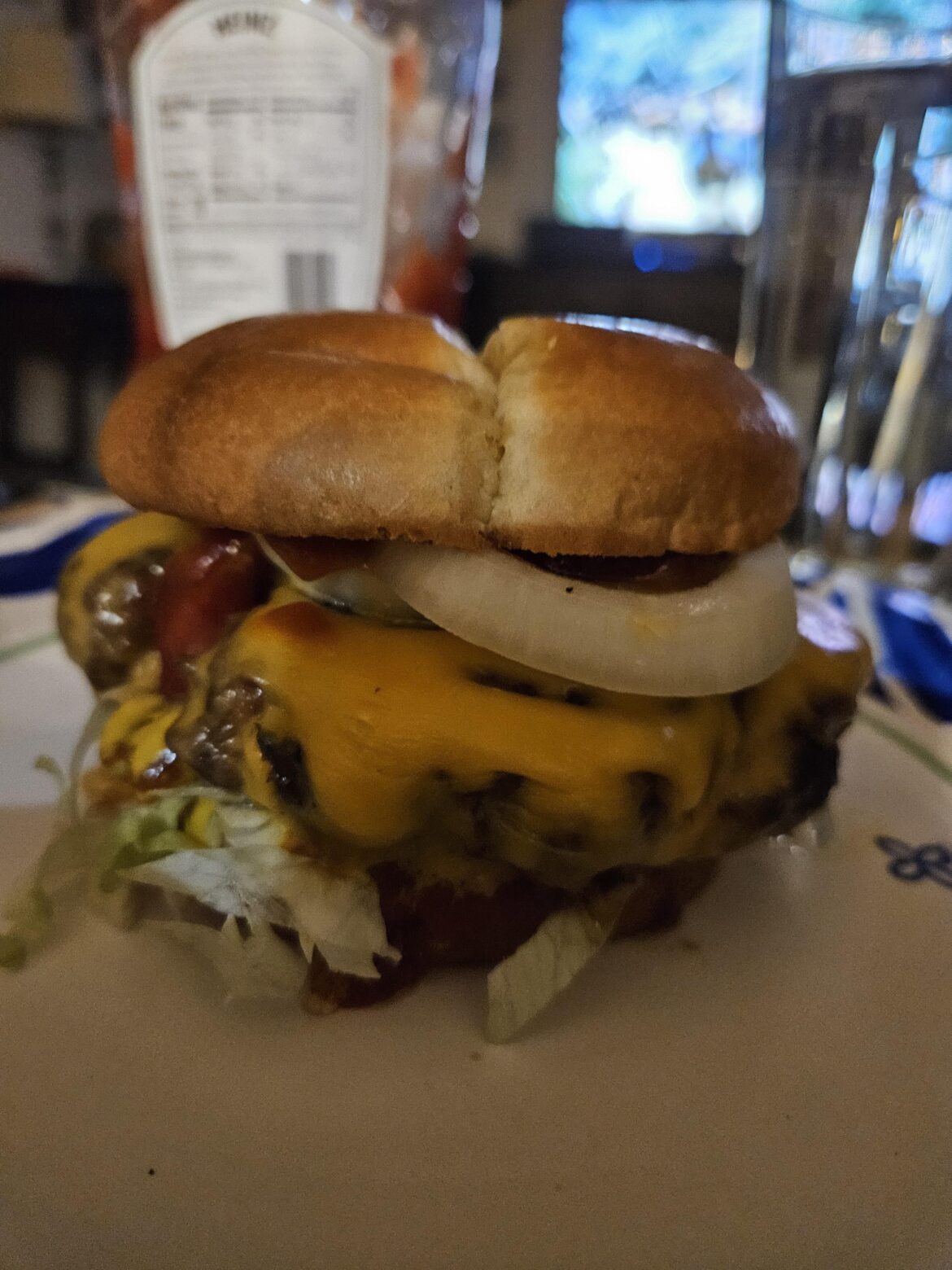 Made this simple burger tonight. It was delicious