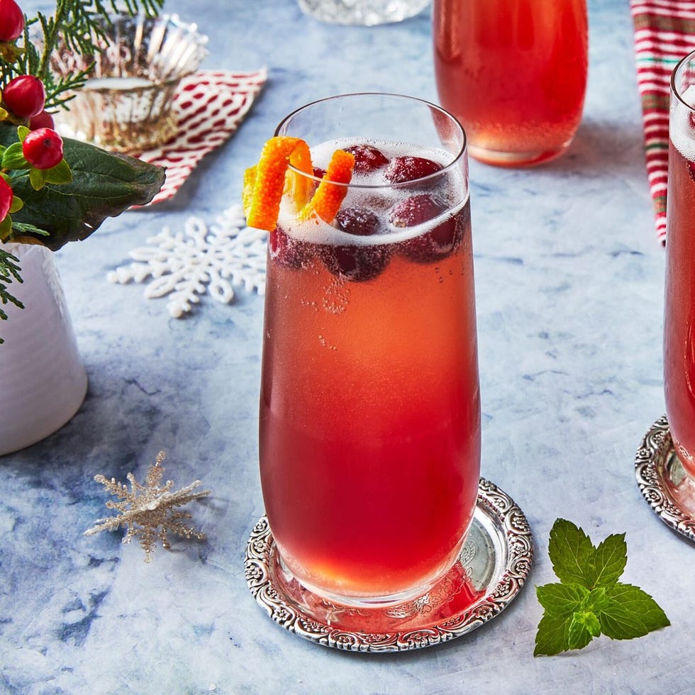 cranberry mimosa new years eve drinks