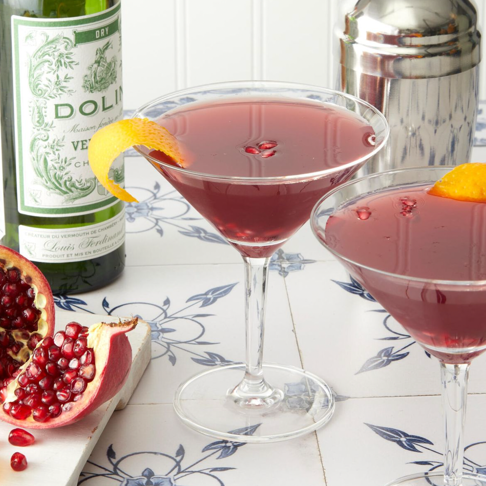 pomegranate martini new years eve drinks