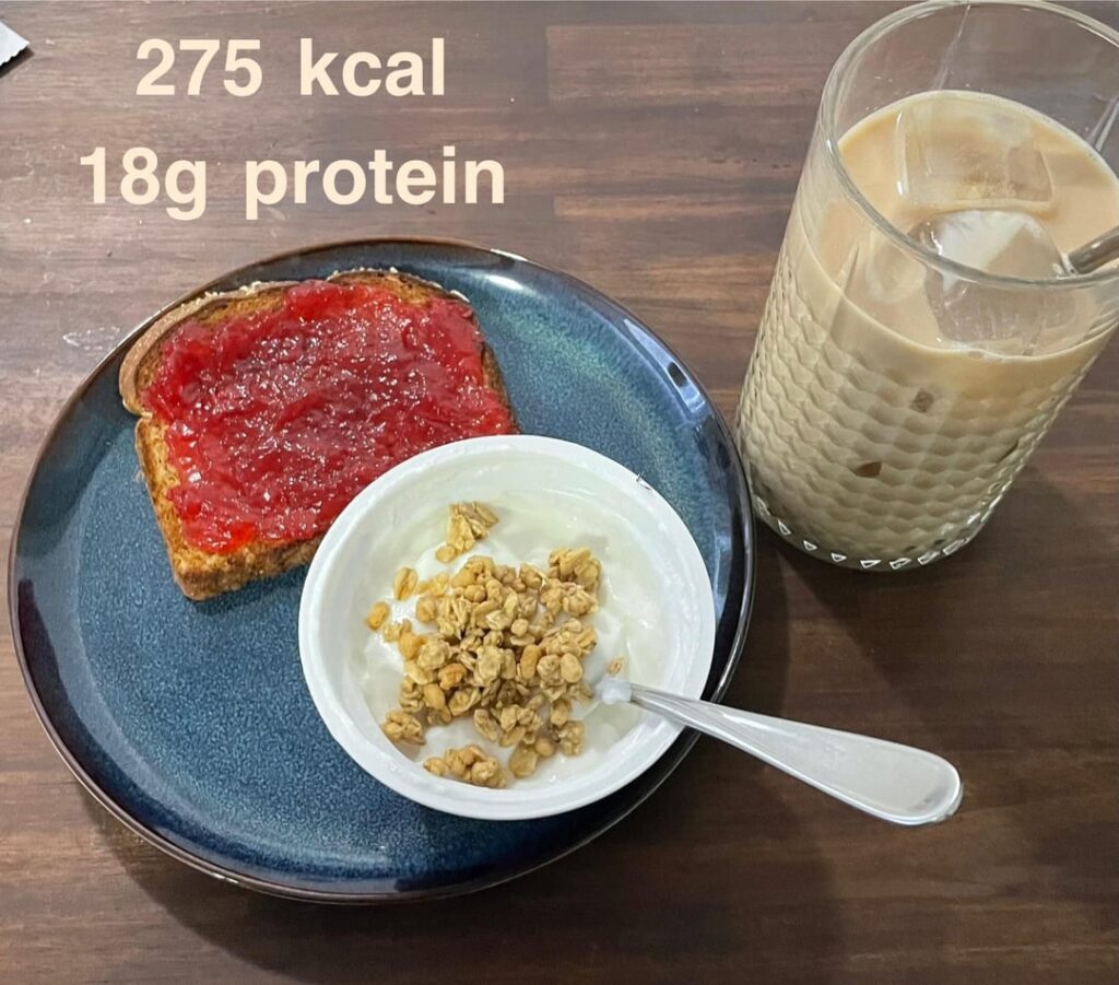Full day of eating: 1,490 kcal