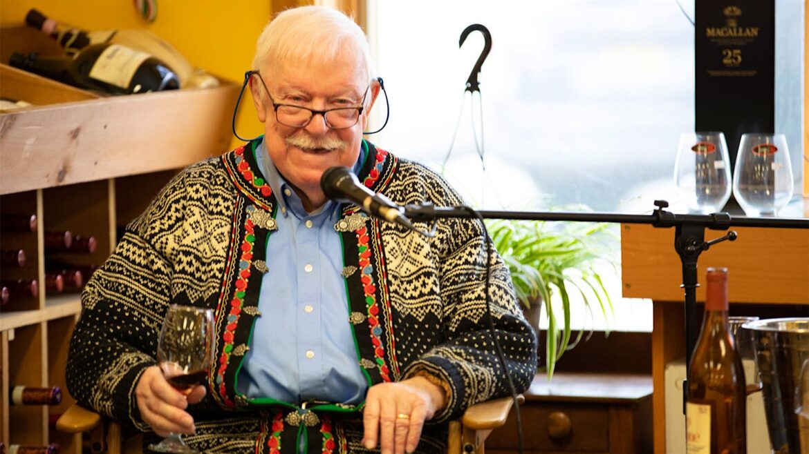 Wine Journalist Terry Robards Dies at 84