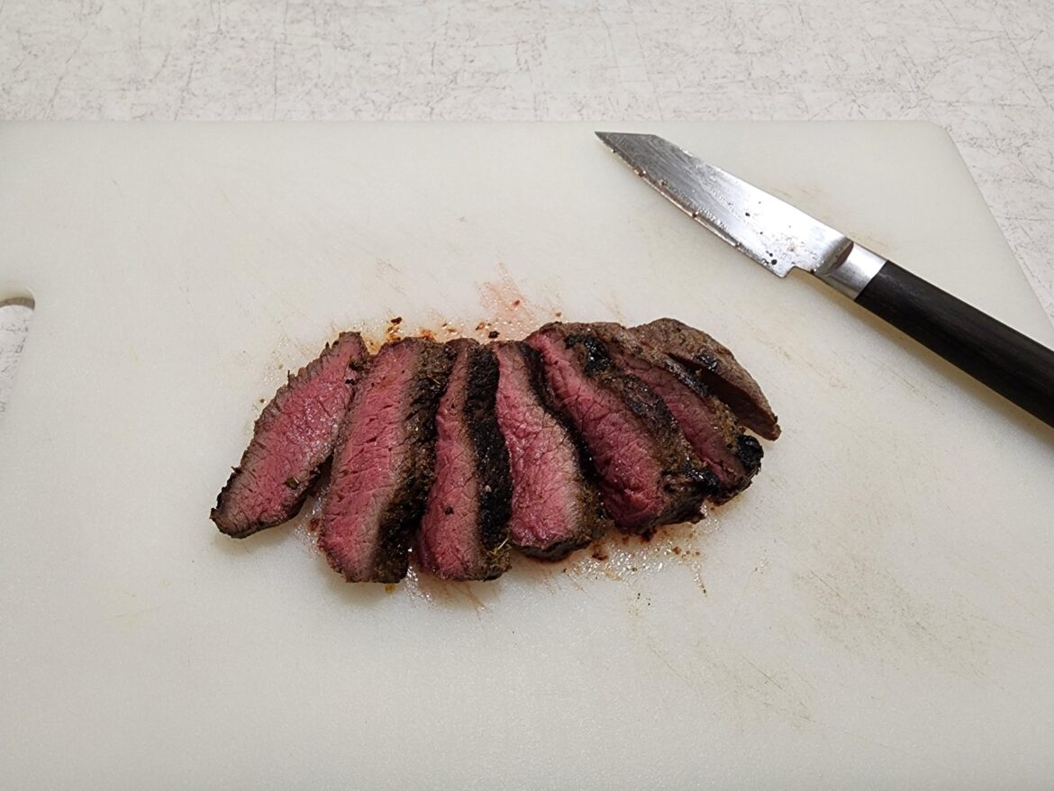 My gf(30f) said this steak was raw.. or I made that up to get upvotes on my perfect venison steak. Thank you.