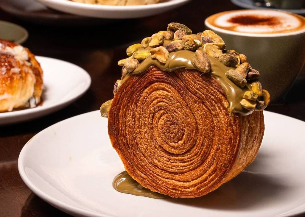 pistachio croissant glasgow