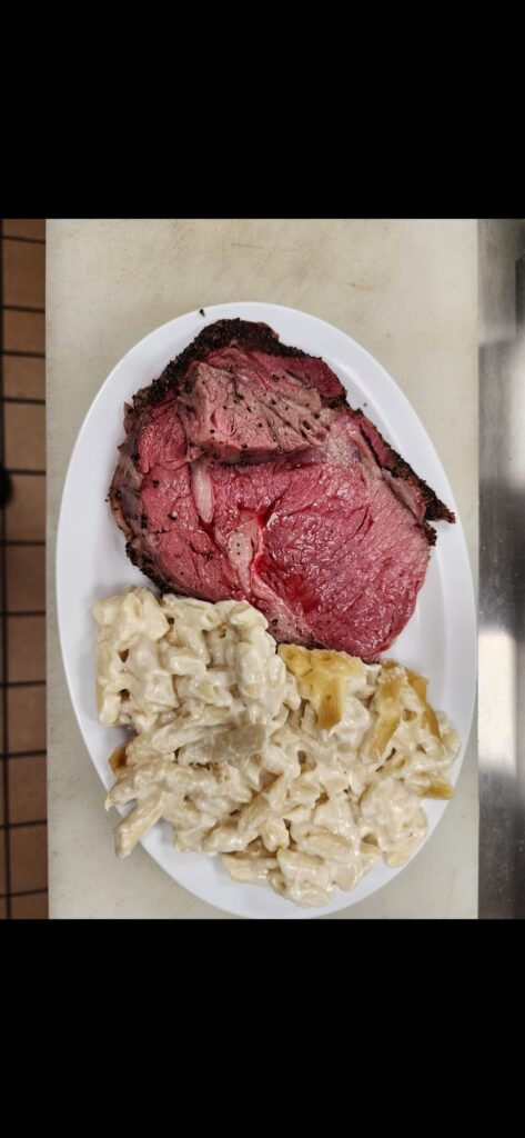 Prime rib with smoked mac and cheese