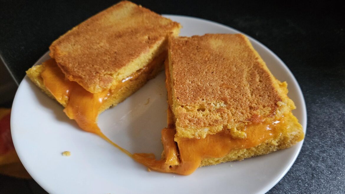 Fried cheese sandwich