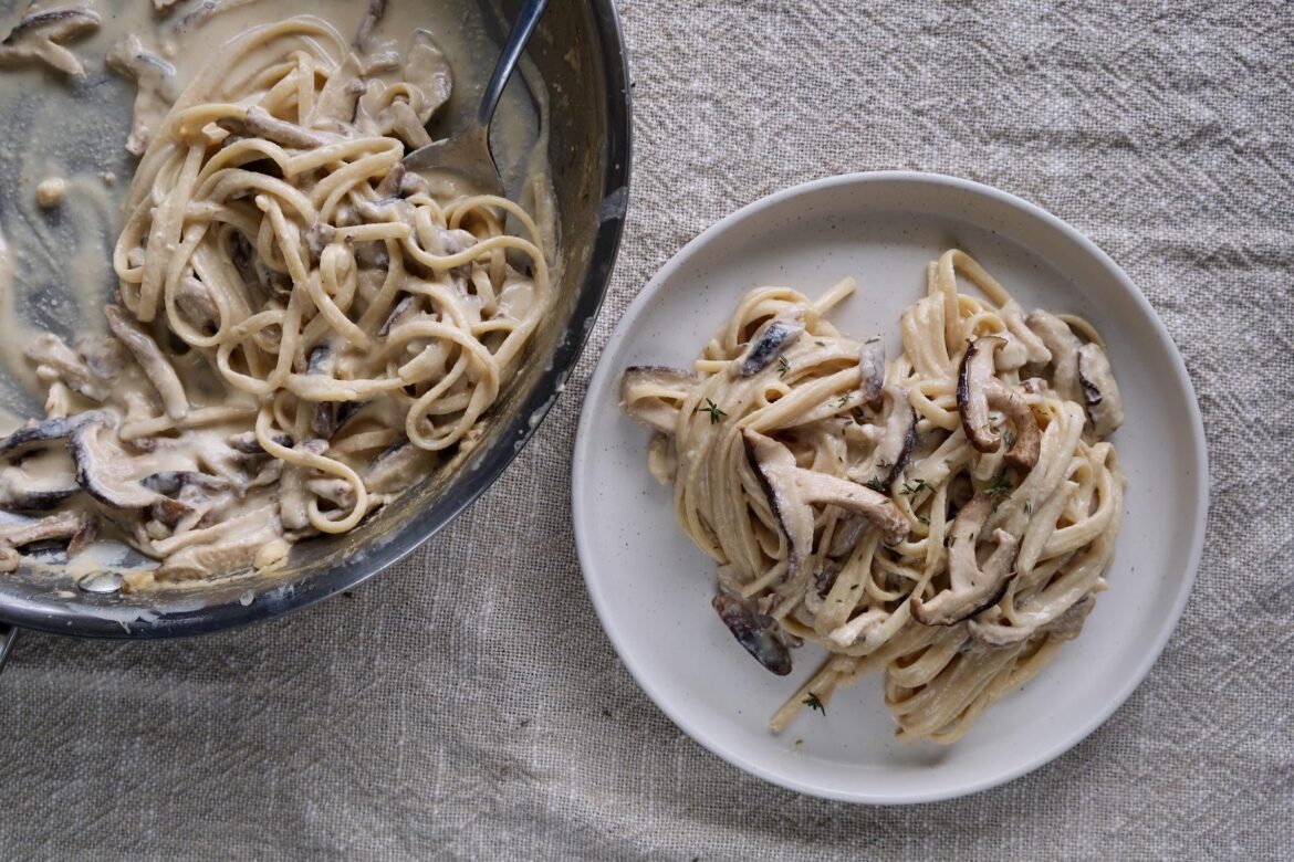 Creamy Miso Mushroom Pasta