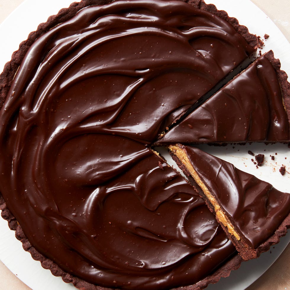 pie with a chocolate base, peanut butter filling, and chocolate top