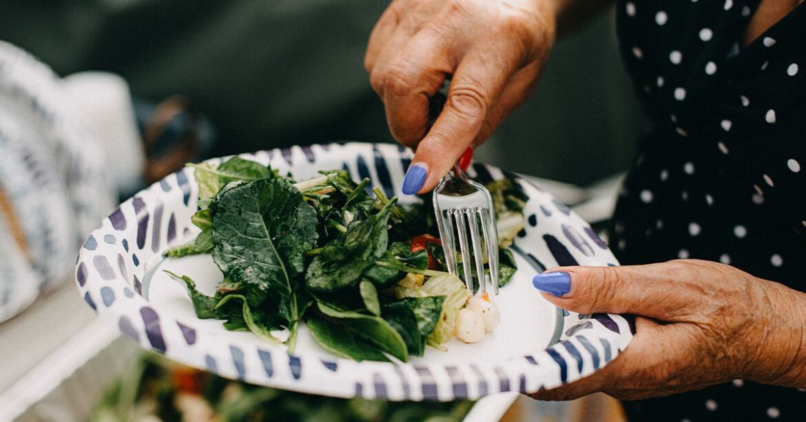 Very low-calorie ketogenic diet may help reverse biological aging Very low-calorie ketogenic diet may help reverse biological aging