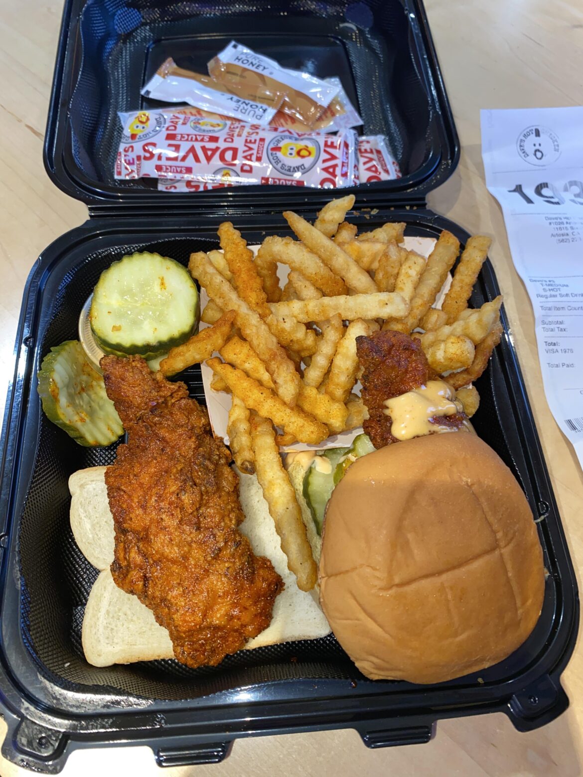 Dave’s Hot 🐥🐔