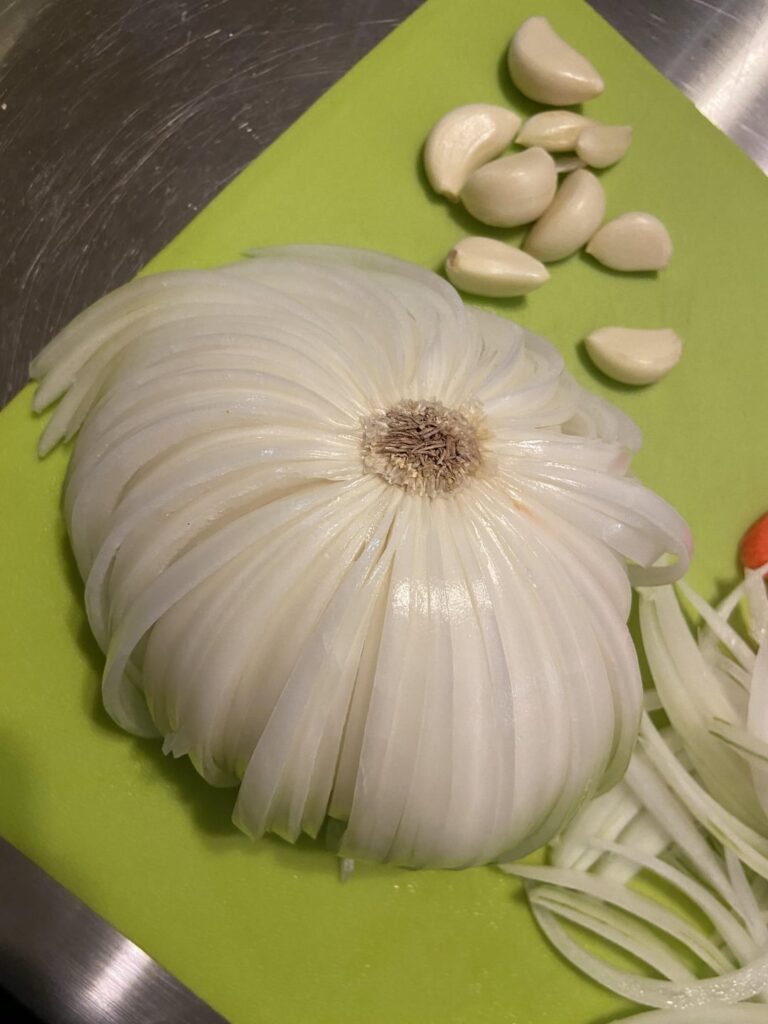 Onion slicing satisfaction