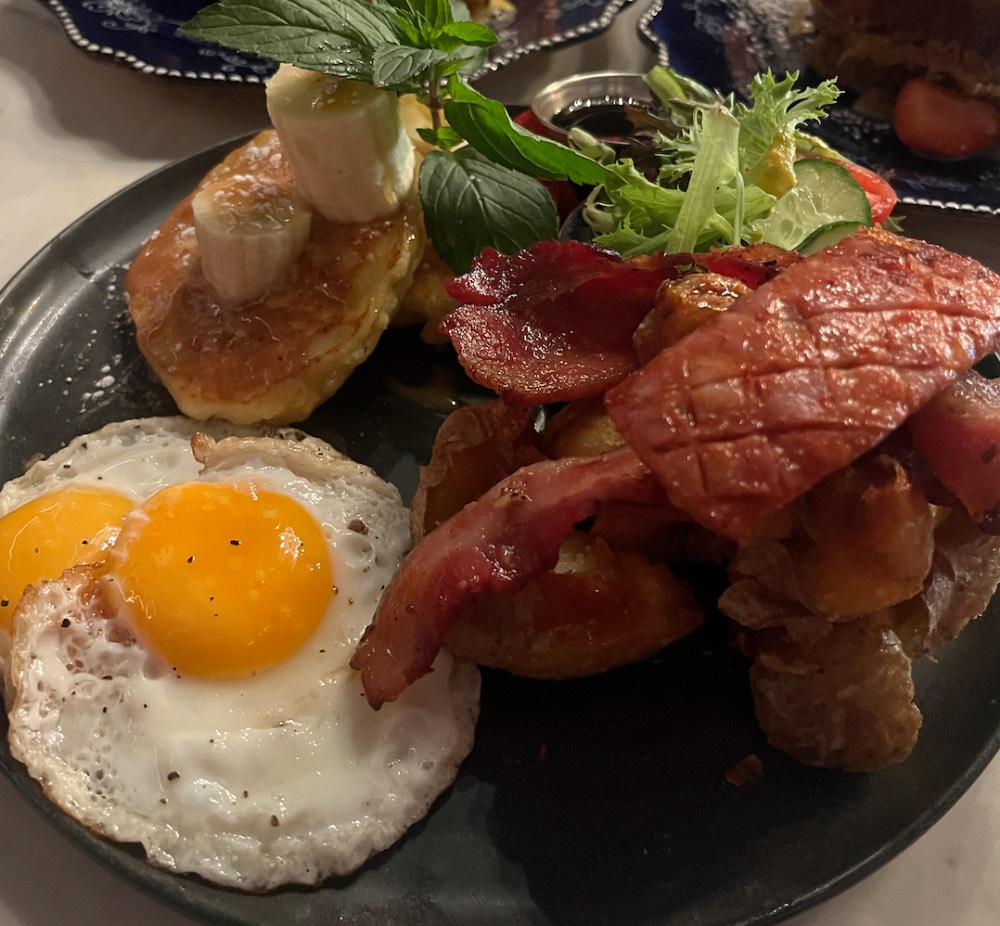 Queens Breakfast Cocktails