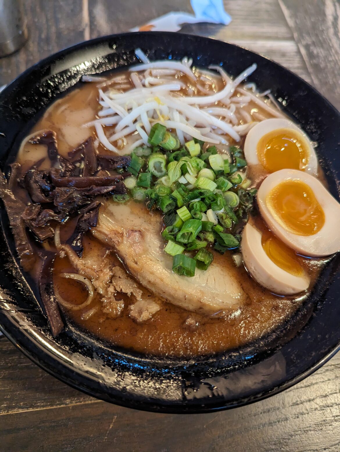 Black tonkotsu, Ramen Ya