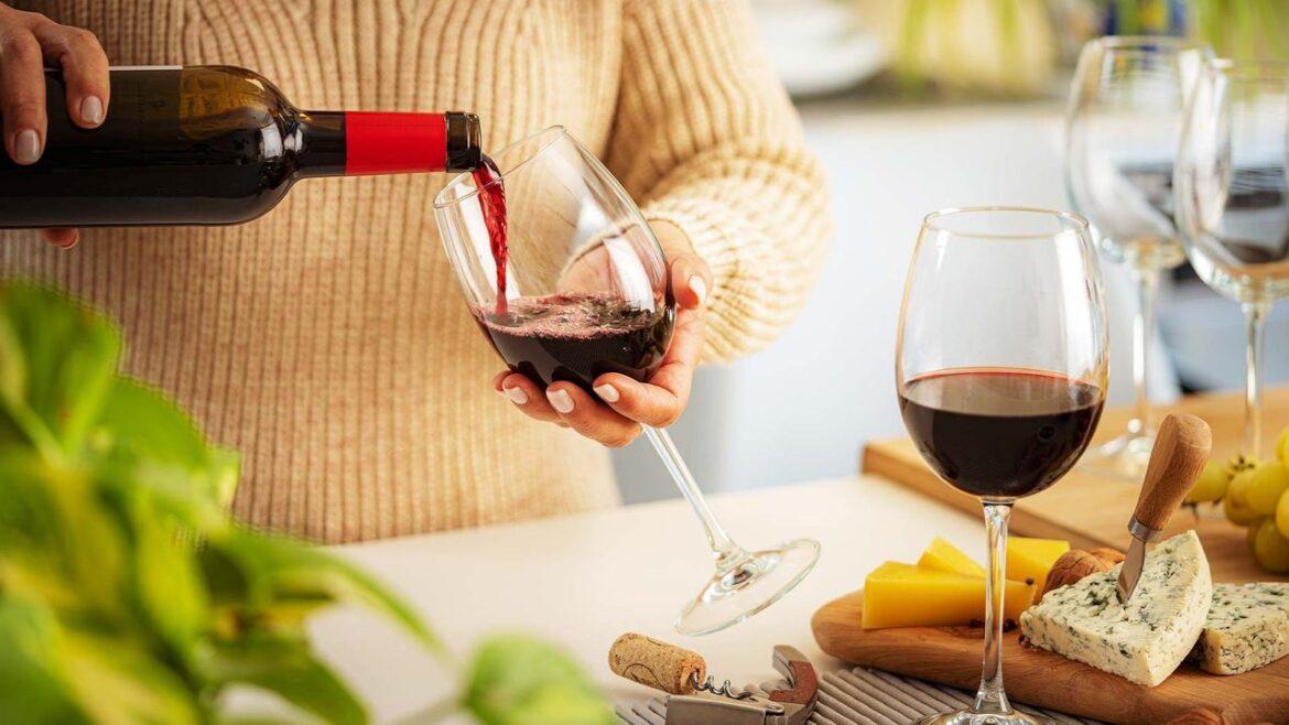 Is red wine actually good for health? And how much red wine can you consume in a day? Experts weigh in GQIndia
