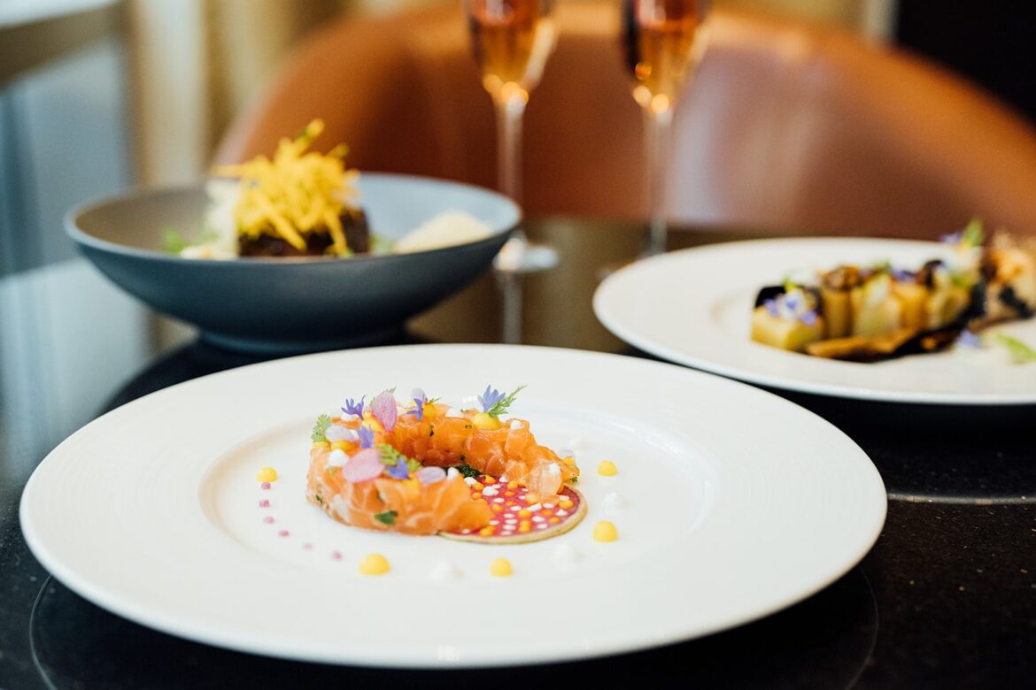 Renoir Restaurant: French gourmet luxury with a Quebec accent Renoir Restaurant: French gourmet luxury with a Quebec accent